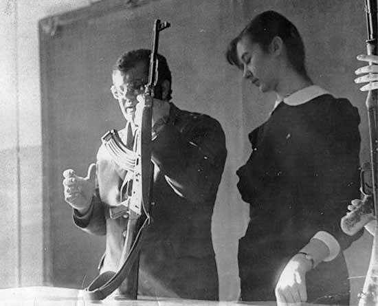 Katonai alapismereteket is tanultak régen a szovjet diákok a suliban 6