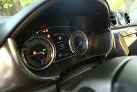 Megoldás minden szükségre? – Suzuki Vitara Hybrid 49