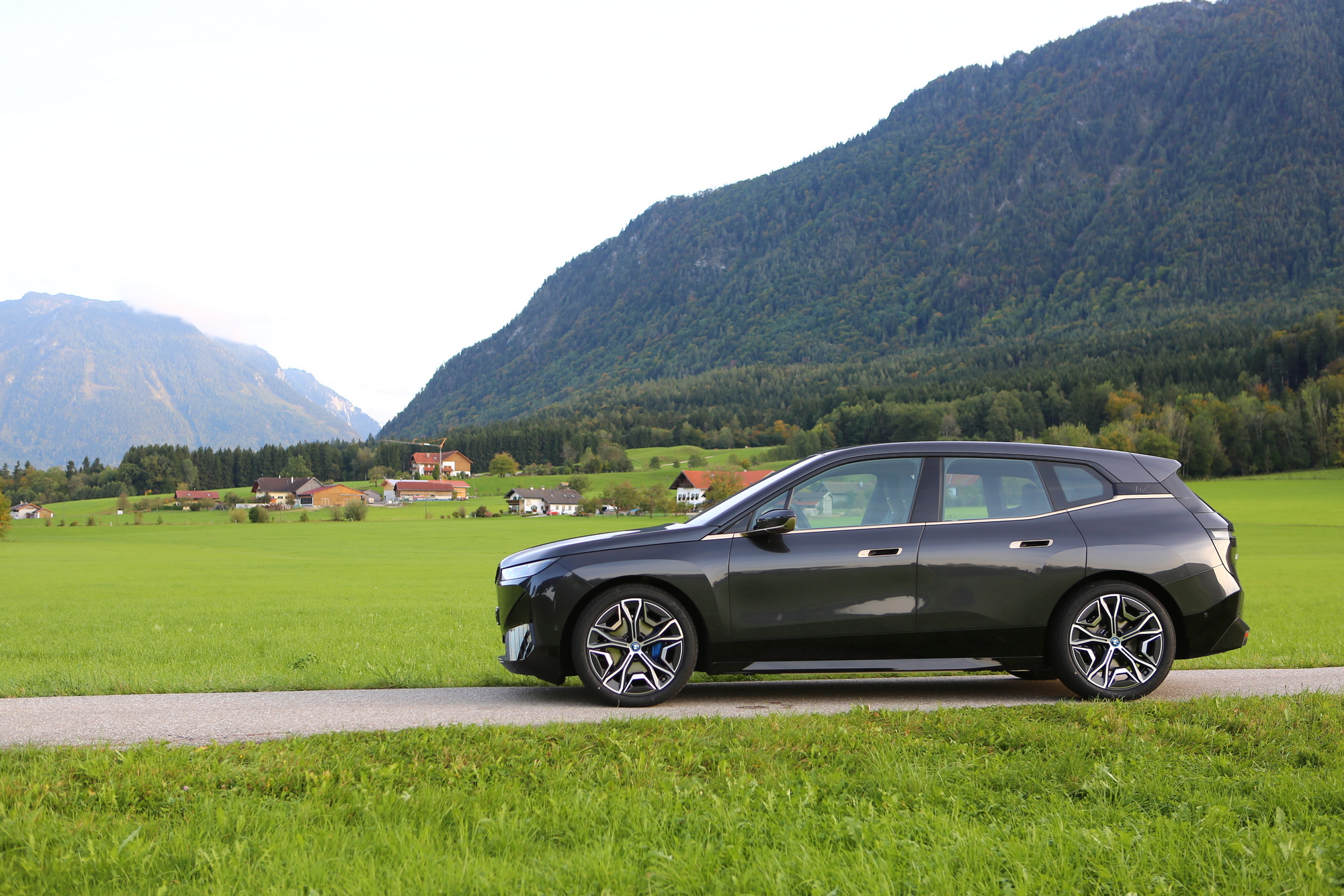 Ezt a BMW-t már nem akarod vezetni – BMW iX 35