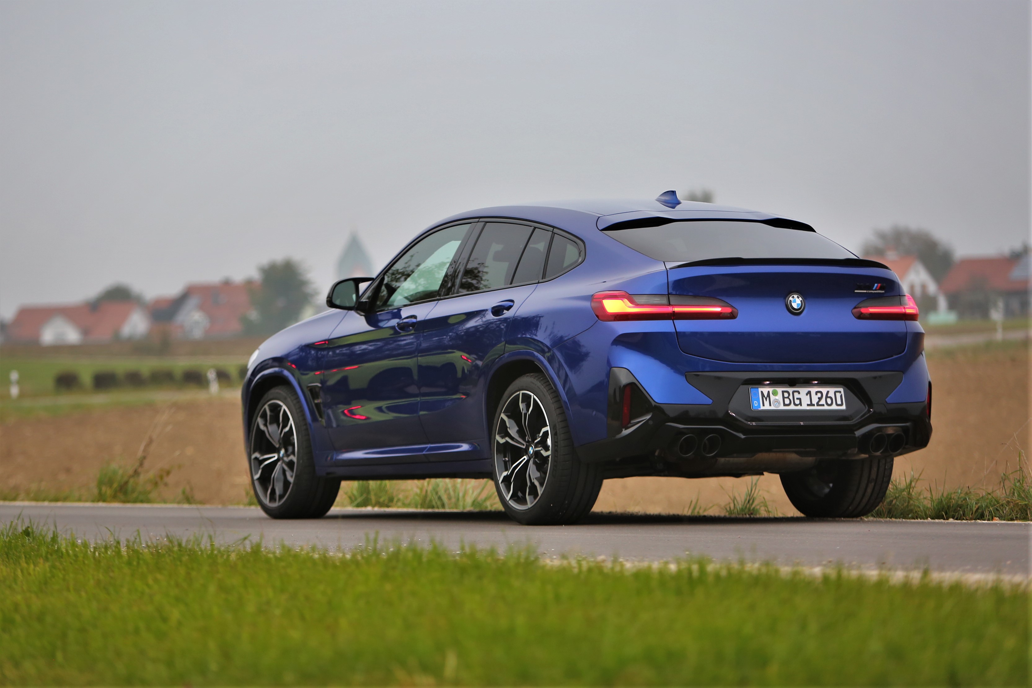 Túl jó technika. Mentünk egy kört az új BMW X4 M-mel! 10