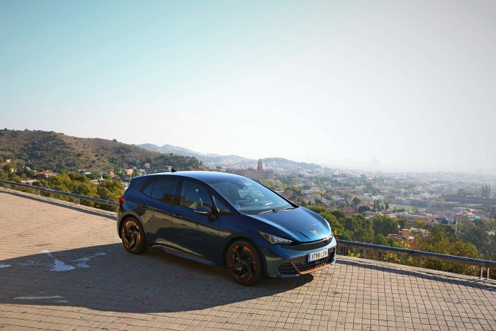 Kommersz villanyautó, stílussal – A Cupra Born egy jó ID.3 1 Kommersz villanyautó, stílussal – A Cupra Born egy jó ID.3 1