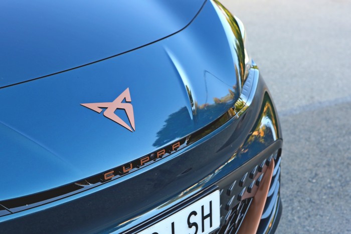 Kommersz villanyautó, stílussal – A Cupra Born egy jó ID.3 8 Kommersz villanyautó, stílussal – A Cupra Born egy jó ID.3 8