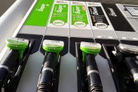 Döntött a kormány az üzemanyagok hatósági áráról 2