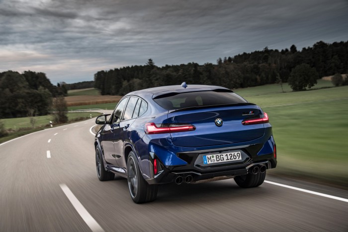 Túl jó technika. Mentünk egy kört az új BMW X4 M-mel! 9 Túl jó technika. Mentünk egy kört az új BMW X4 M-mel! 9