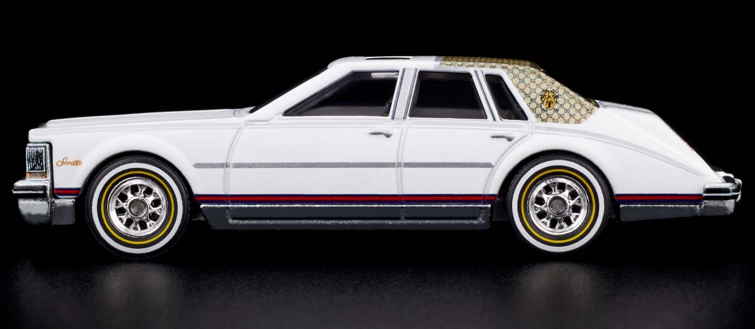 Csak 37 ezer forint ez a felcicomázott Cadillac