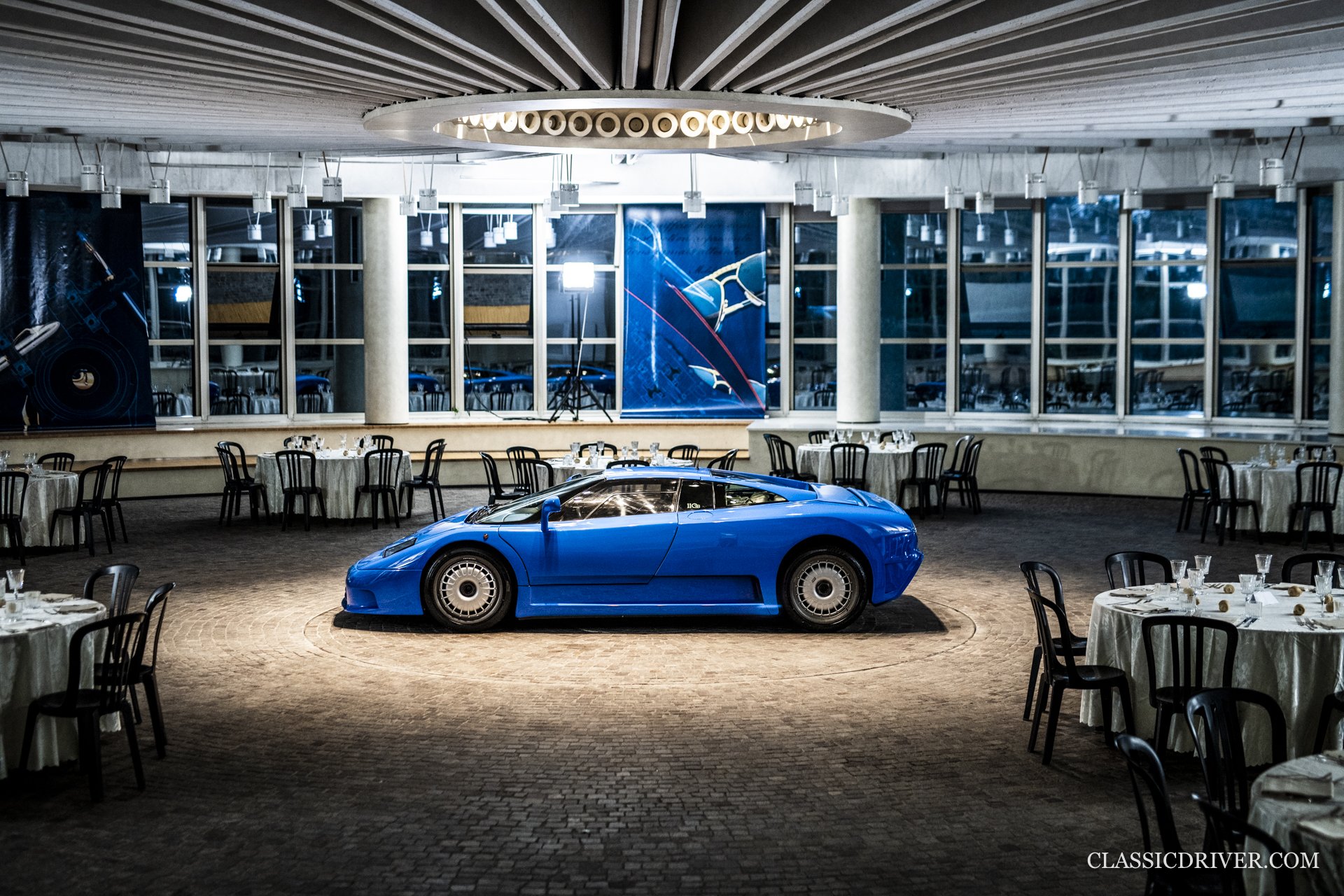 Így ünnepelték a Bugatti EB110 30. évfordulóját 12