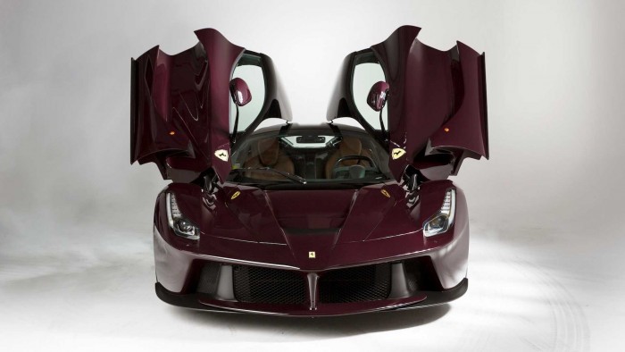 Pokolian magas áron kelhet el ez a különleges LaFerrari 3