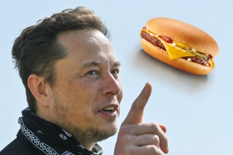 Elon Musk annyit keresett 24 óra alatt, amennyiből 27,5 milliárd darab sajtburgert vehetne