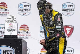 Teljesen váratlan új pilóta érkezhet a Forma-1-be