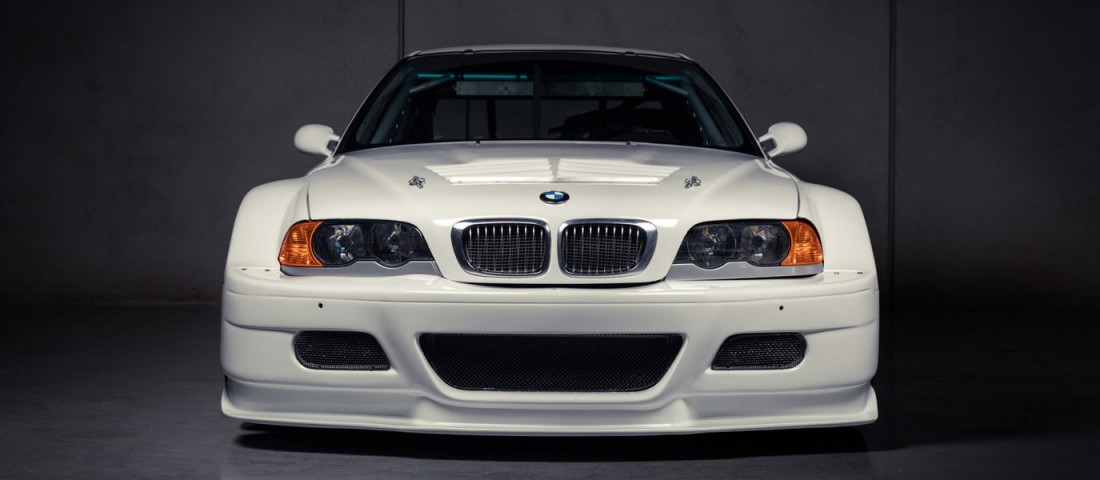 Ránézni is jó erre a megőrzött BMW E46 versenyautóra