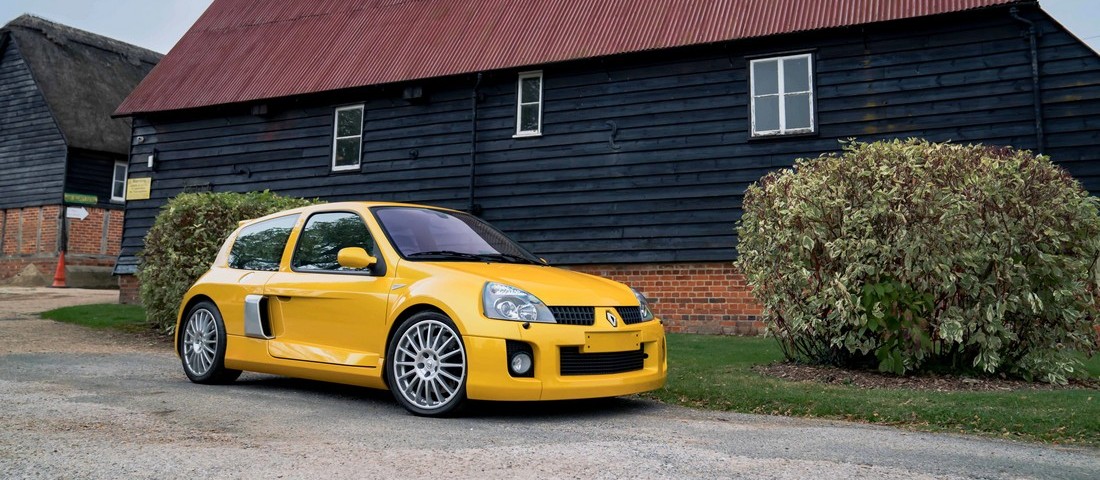 Minden idők legdrágább Cliója lehet ez a V6-os