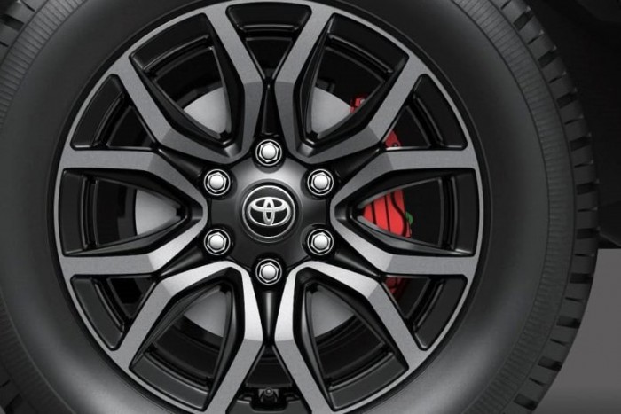 Sportverziót kínálnak a Toyota Hiluxból 6 | Vezess Sportverziót kínálnak a Toyota Hiluxból 6