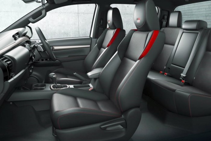 Sportverziót kínálnak a Toyota Hiluxból 7 | Vezess Sportverziót kínálnak a Toyota Hiluxból 7