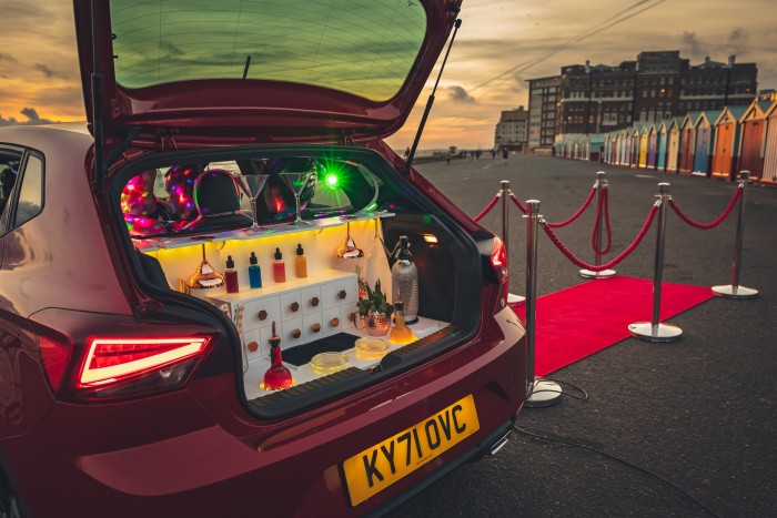 Partiautót építettek a Seat Ibizából 7 | Vezess Partiautót építettek a Seat Ibizából 7