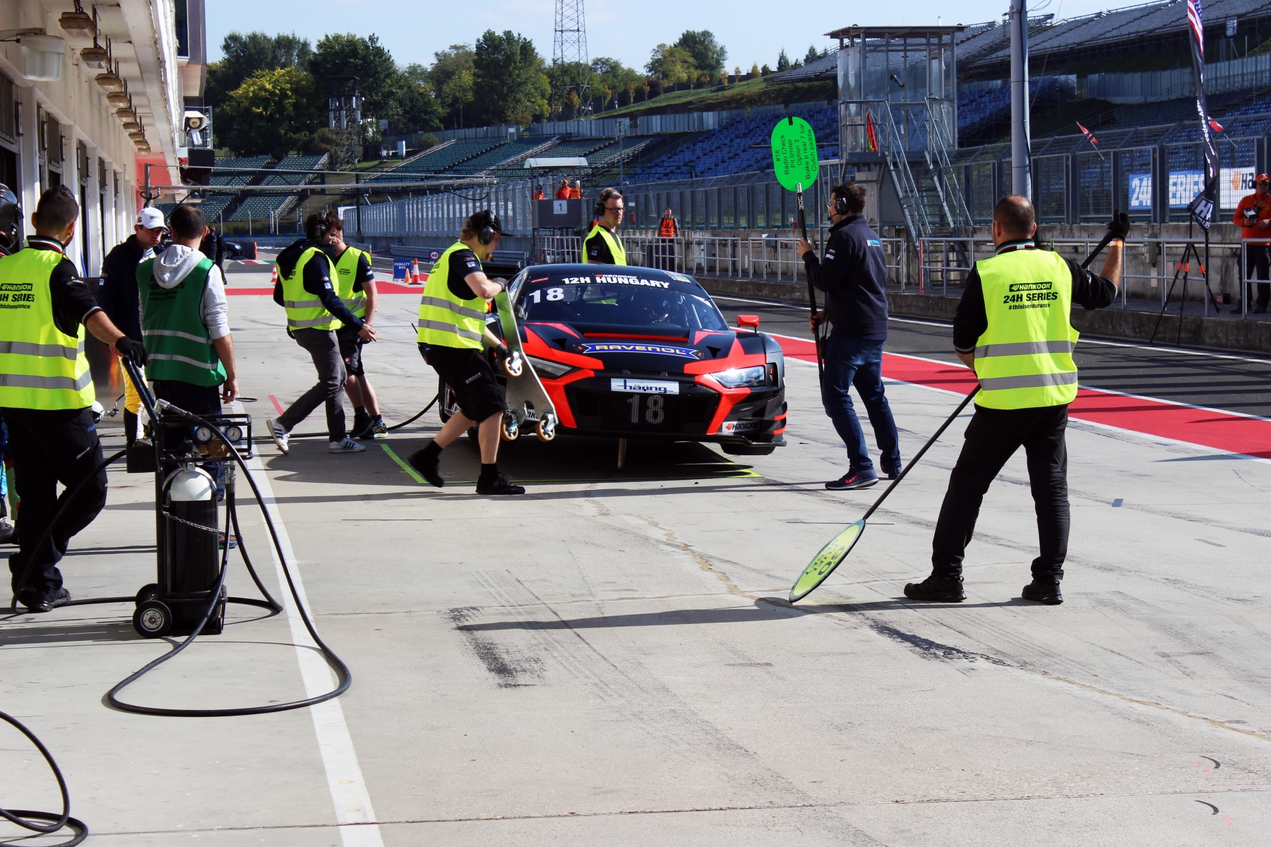 Testközelből éltük át a hungaroringi drámákat 18