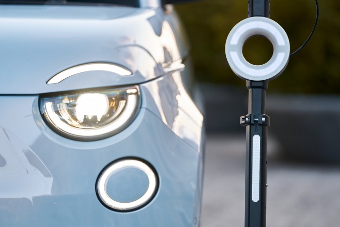 Ikonikus rajzfilm-karakterről mintáztak elektromos rollert 6 | Vezess Ikonikus rajzfilm-karakterről mintáztak elektromos rollert 6