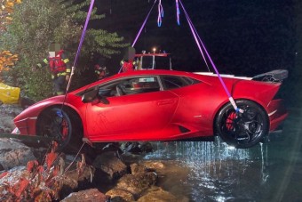 Tóba repítettek egy Lamborghinit Ausztriában