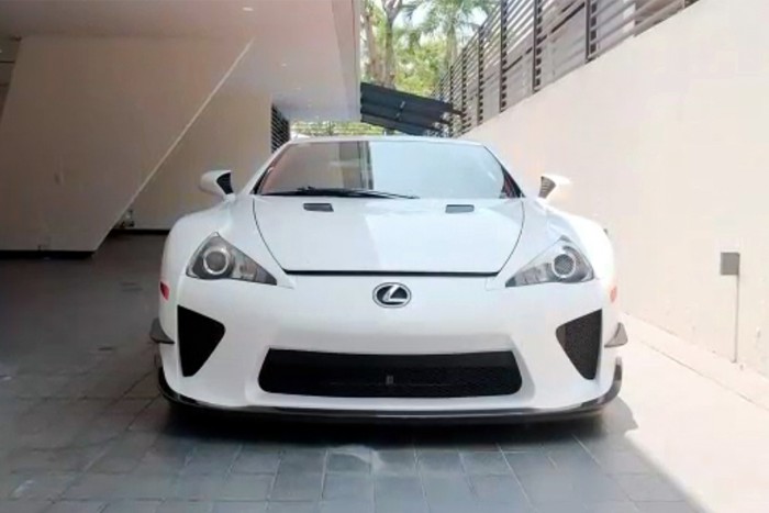 Az ember, aki egy autóról nevezte el kisfiát