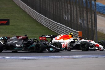 F1: Váratlanul érte Hamiltont a visszaesés 