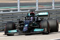 F1: Magyarázkodik a Mercedes a problémák miatt 2