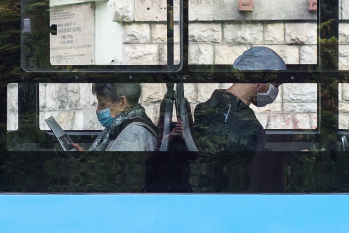 Hétfőtől megváltozik az életünk a tömegközlekedésen