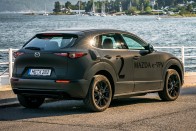 Új típusokkal érkezik a Mazda plug-in hibrid hajtása 2