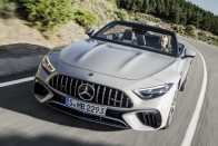 Pusztító V8-assal jött az új Mercedes SL 55