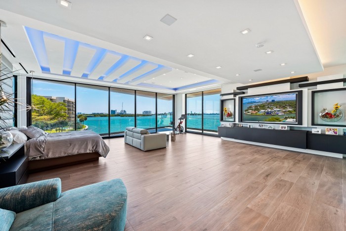 12 férőhelyes garázs és privát kikötő is jár a luxuslakáshoz 8 | Vezess 12 férőhelyes garázs és privát kikötő is jár a luxuslakáshoz 8