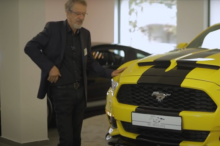 “Csajozni szeretnél vele? Nézz má’ magadra, te szerencsétlen”