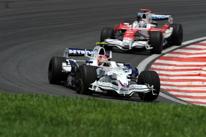 Felfordul a gyomrod ebben a BMW-ben, és ez jó! 10