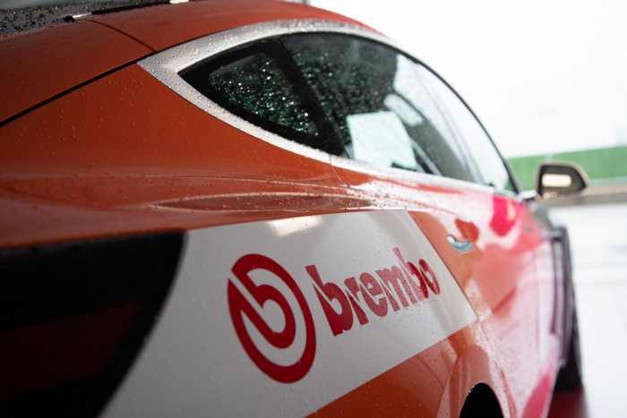 Jönnek a gondolkodó fékrendszerek 7