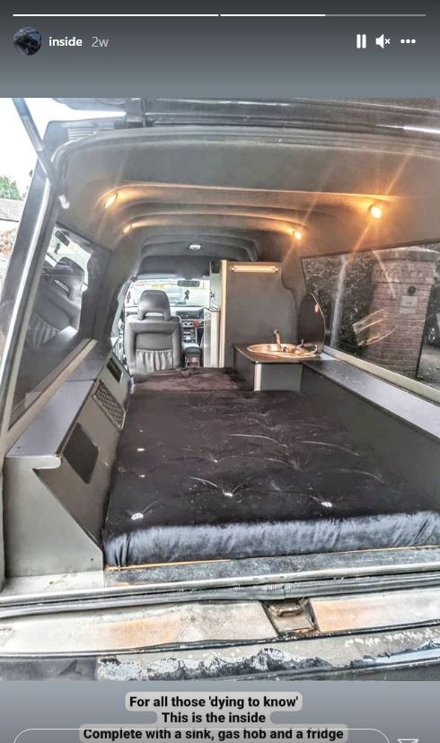 Halottaskocsiban hálva járta be Skóciát egy házaspár 4 | Vezess Halottaskocsiban hálva járta be Skóciát egy házaspár 4