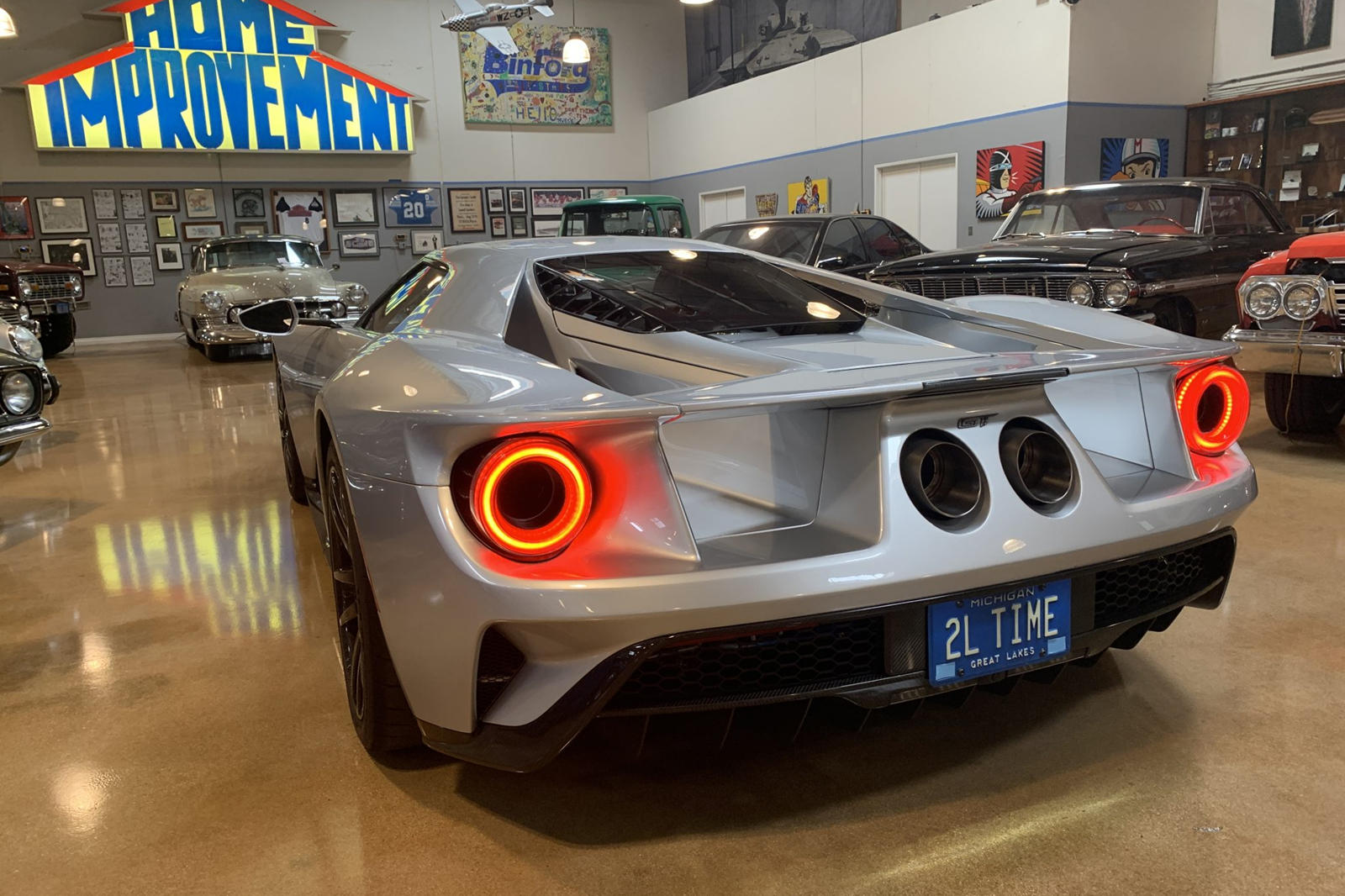 300 milliónyit fizettek a színész Ford GT-jéért 4