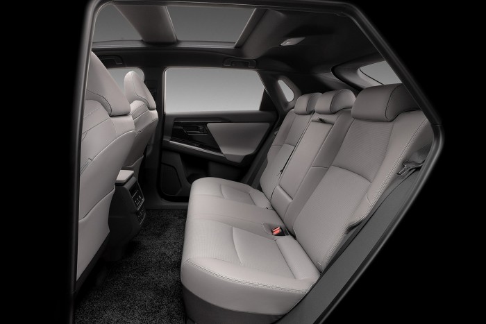 Űrhajó-alkatrészt kap a legújabb Toyota 8