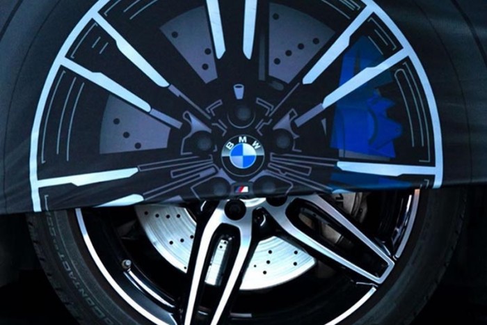 “Dudálj és jön a meglepetés” – Ez az év eddigi legmenőbb halloweeni autója 1