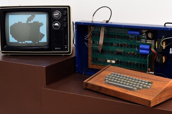 128 milliót adtak egy veterán Apple számítógépért