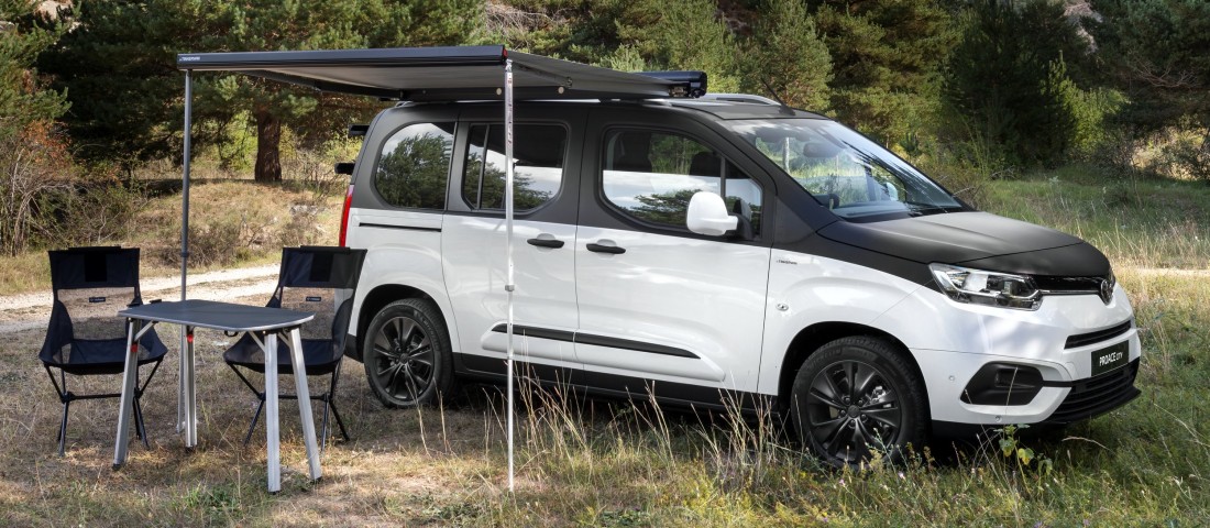 Önjáró acélsátor négy főnek