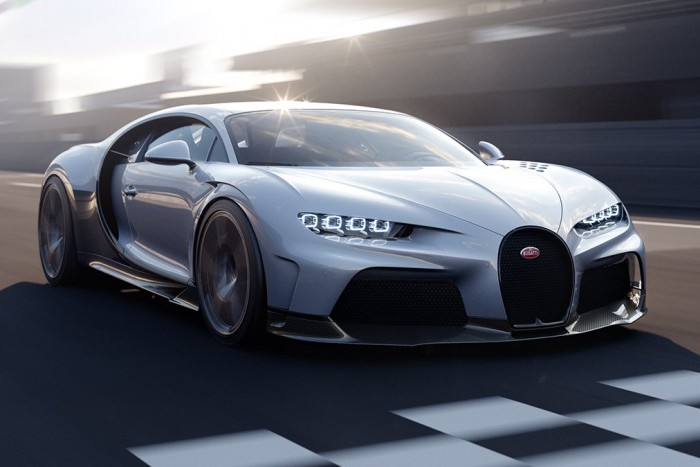 Ahogy a legdurvább Bugatti hidegen indul, az minden, csak nem fenséges 1