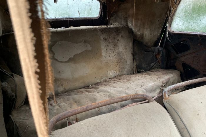 Rommá rágta az idő vasfoga, de még próbálják eladni 7