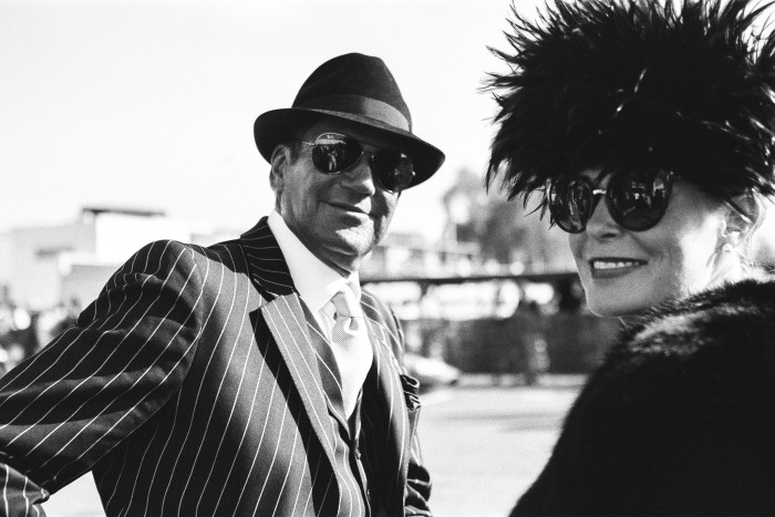 Ezt látja meg egy nő az autóbolondokban 2