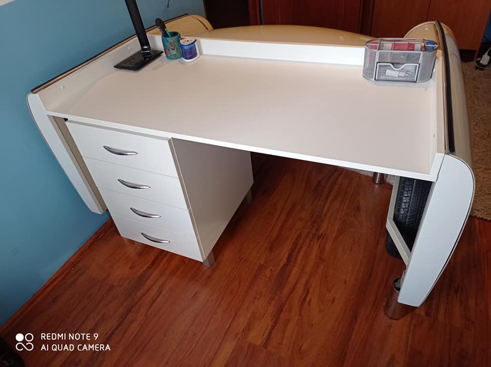 A Trabantból készült íróasztal az egyik legmenőbb eladó dolog ma itthon 2