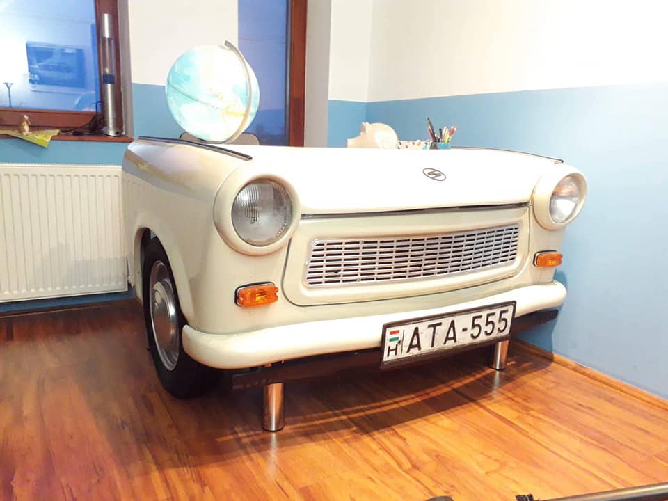 A Trabantból készült íróasztal az egyik legmenőbb eladó dolog ma itthon 1