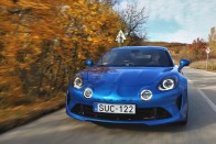 Alpine A110S – Aranylövés 94