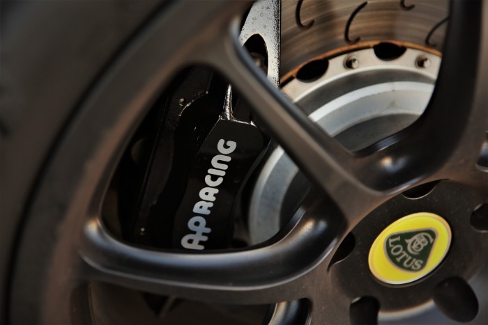 A legélesebb kés – Lotus Exige Sport 410 12