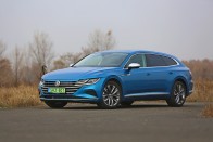 Népautóból divattermék – Volkswagen Arteon Shooting Brake 2