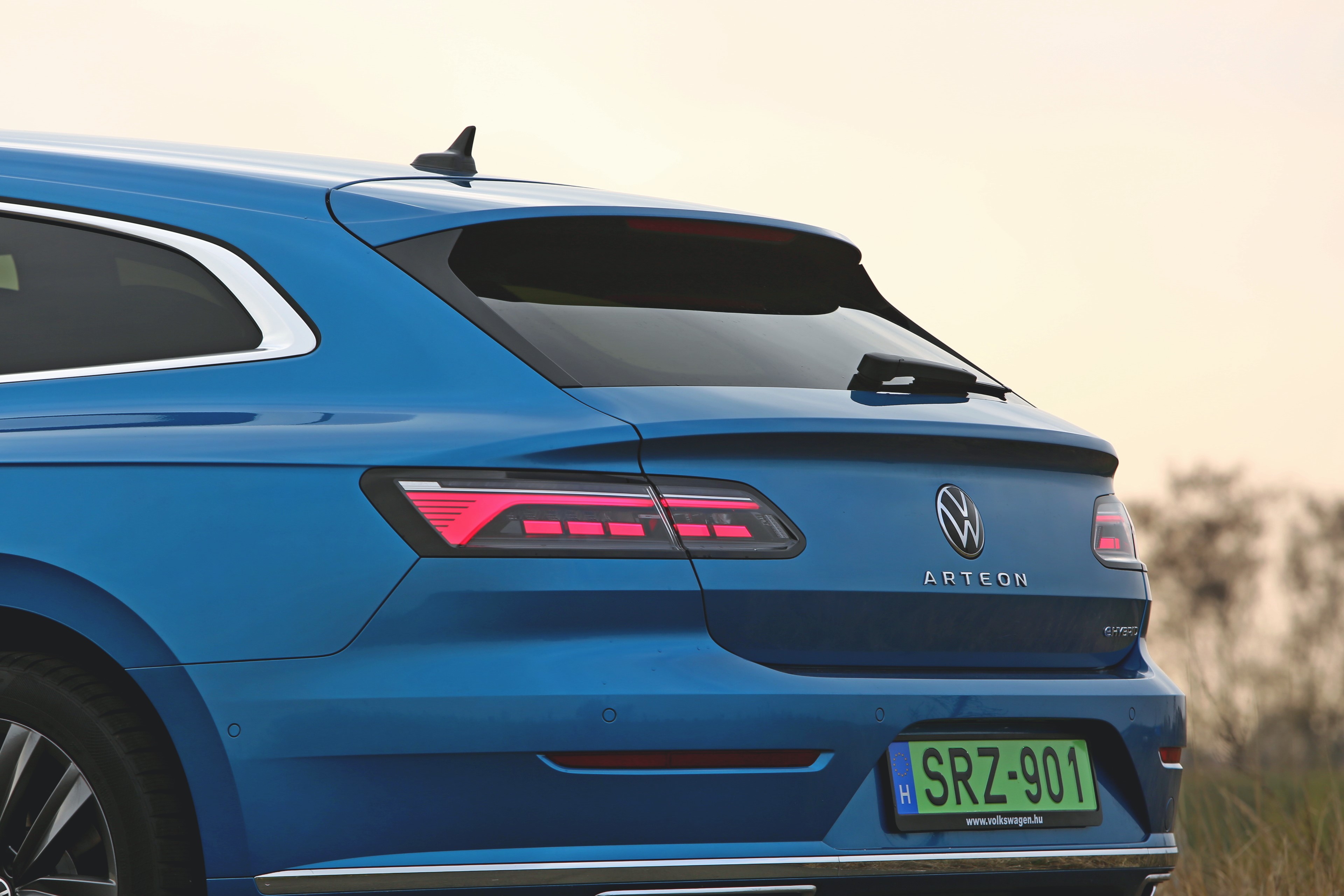 Népautóból divattermék – Volkswagen Arteon Shooting Brake 12