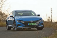 Népautóból divattermék – Volkswagen Arteon Shooting Brake 54