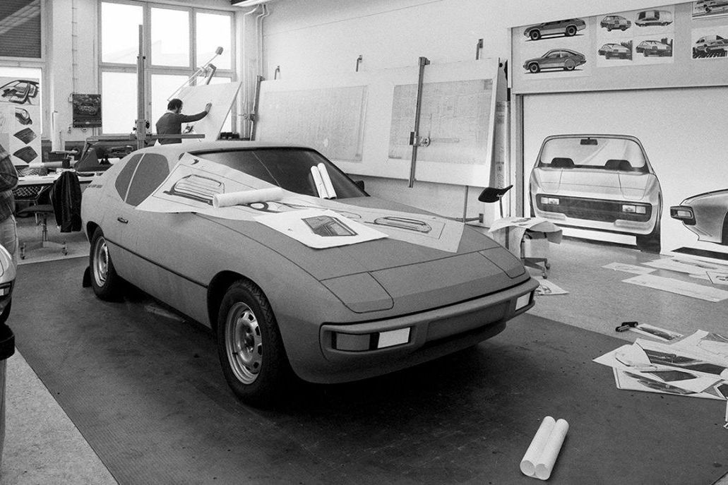 Addig volt olcsó, amíg nem értették – Porsche 924 S, 1988 51