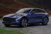 Olcsó belépőverziót kapott az Aston Martin DBX 17