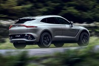 Olcsó belépőverziót kapott az Aston Martin DBX 2